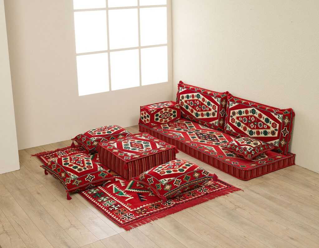 Red Oriental Corner Classic 2